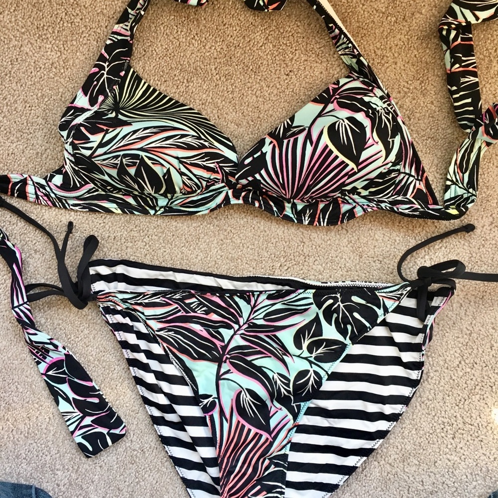 Tommy Bahama Swimsuit
